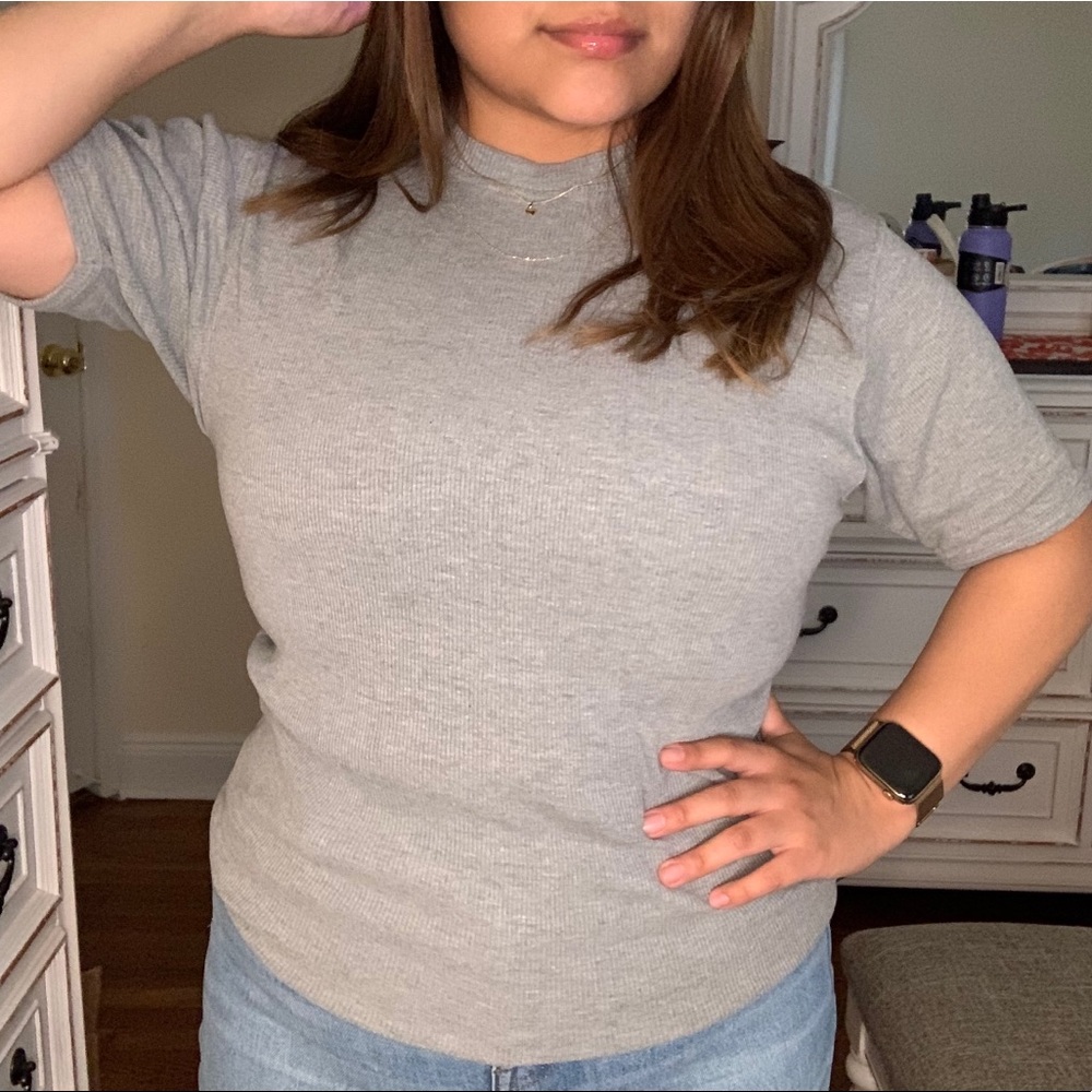 Light gray shirt